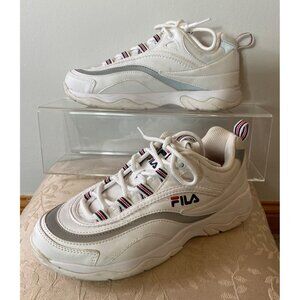 Fila Womens Disruptor 2 Premium White Sneakers Size 7